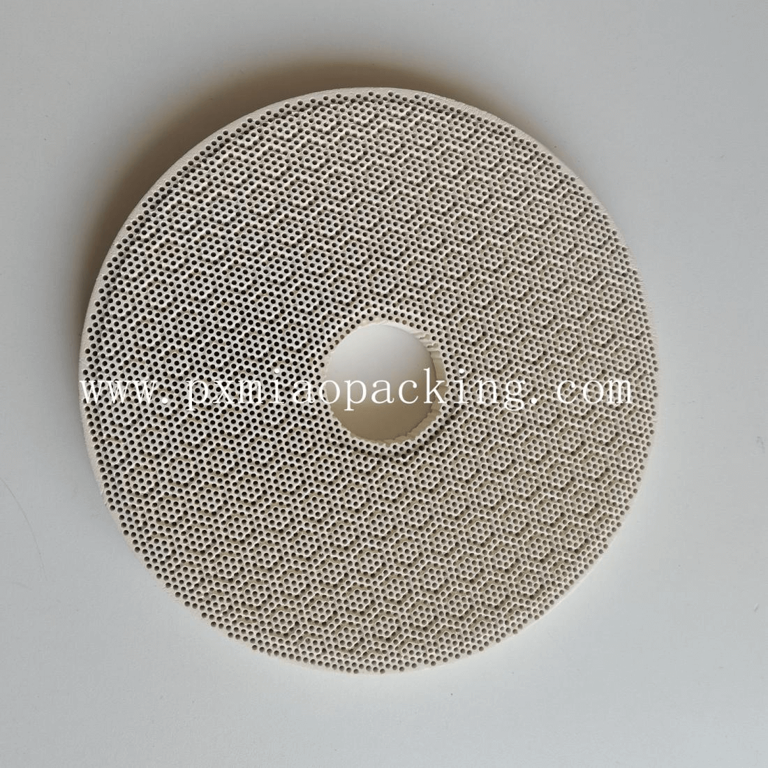 infrared ceramic plate with round hole